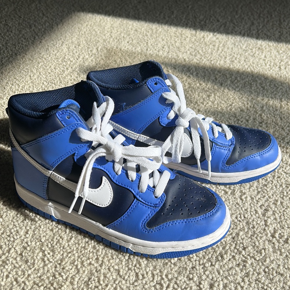Nike Blue/White/Navy Air Jordan 1 Mid